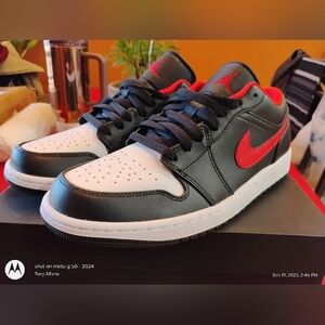 Nike x Jordan 1 Low White Toe Size 9.5M/11W Deadstock BNIB - In Hand Ships Fast